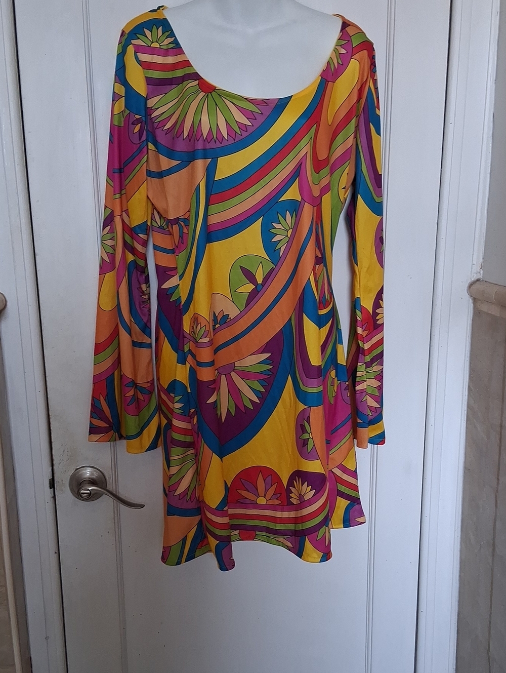Fever Collection Psychedelic 1960th Multicolor Print Retro Long Sleeves Dress